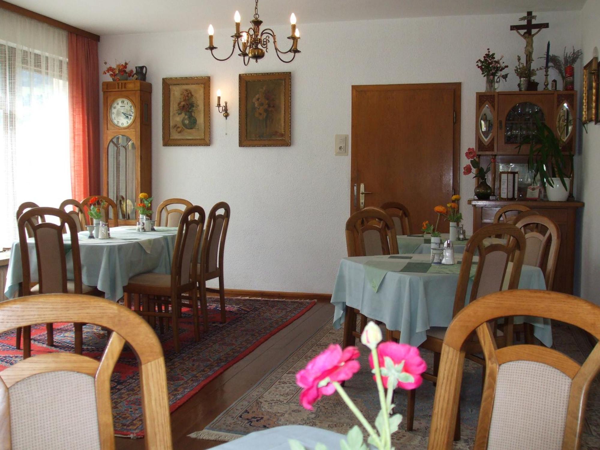 Pension Broenimann Оссиах Экстерьер фото